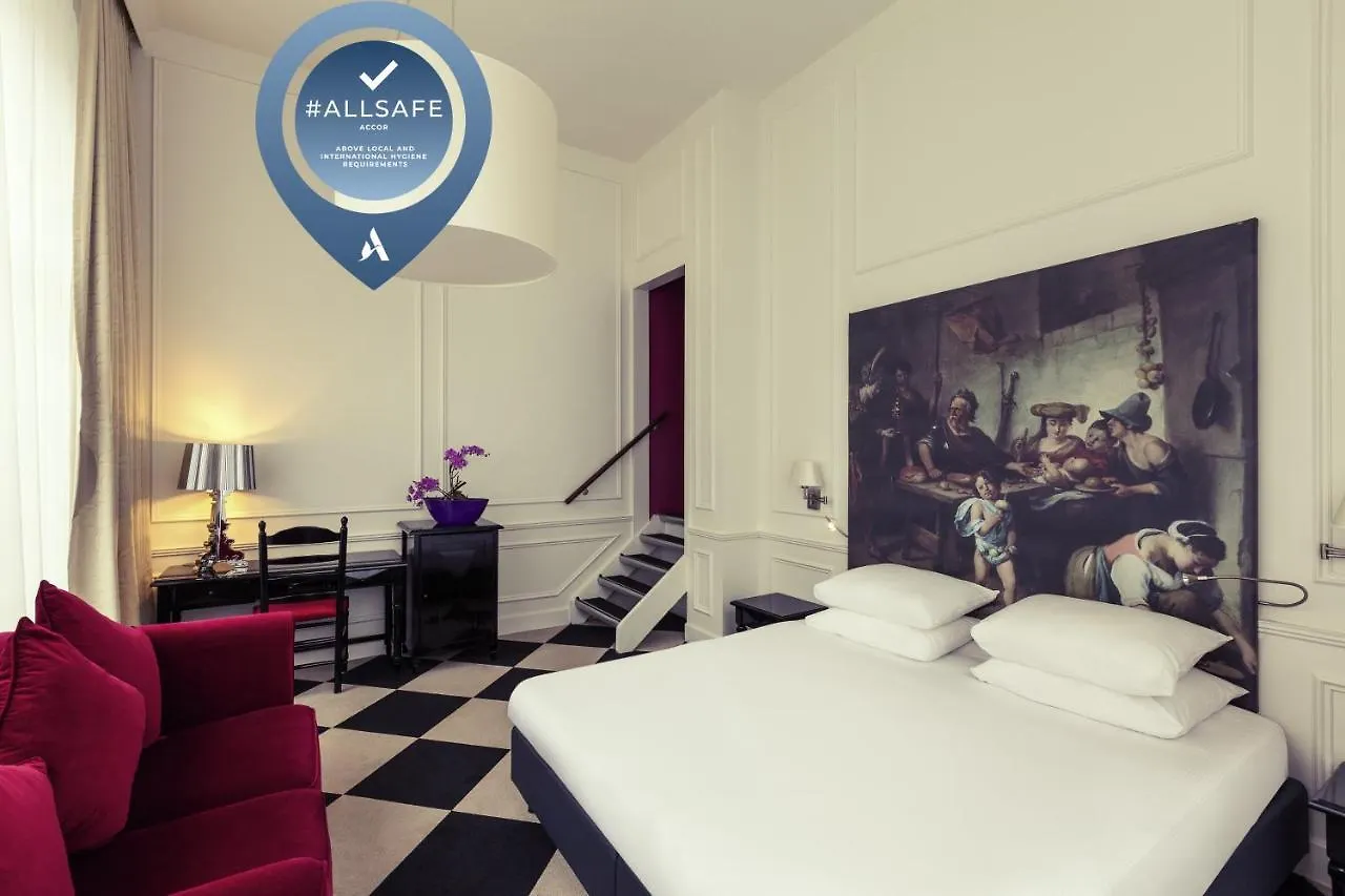 Mercure Hotel Amsterdam Centre Canal District 4*,